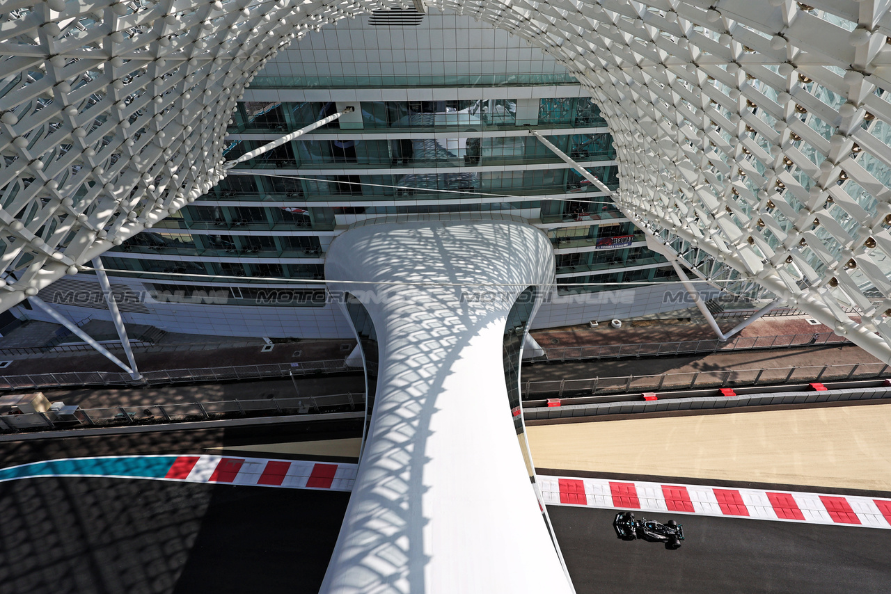 TEST ABU DHABI