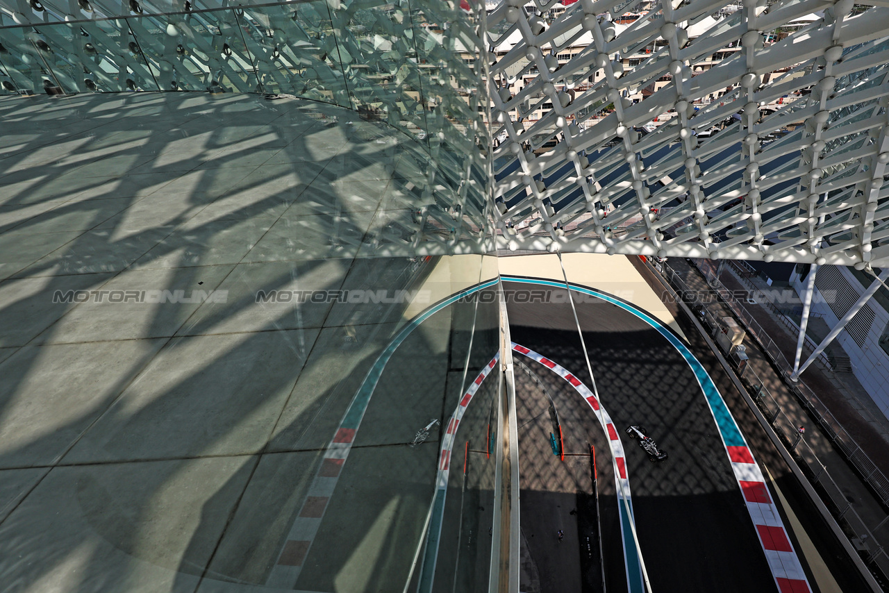 TEST ABU DHABI