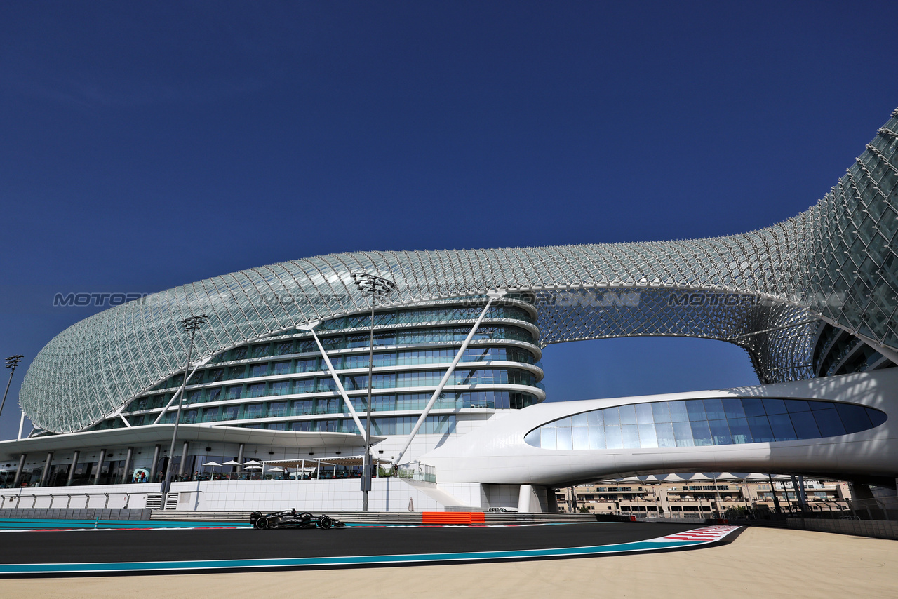 TEST ABU DHABI