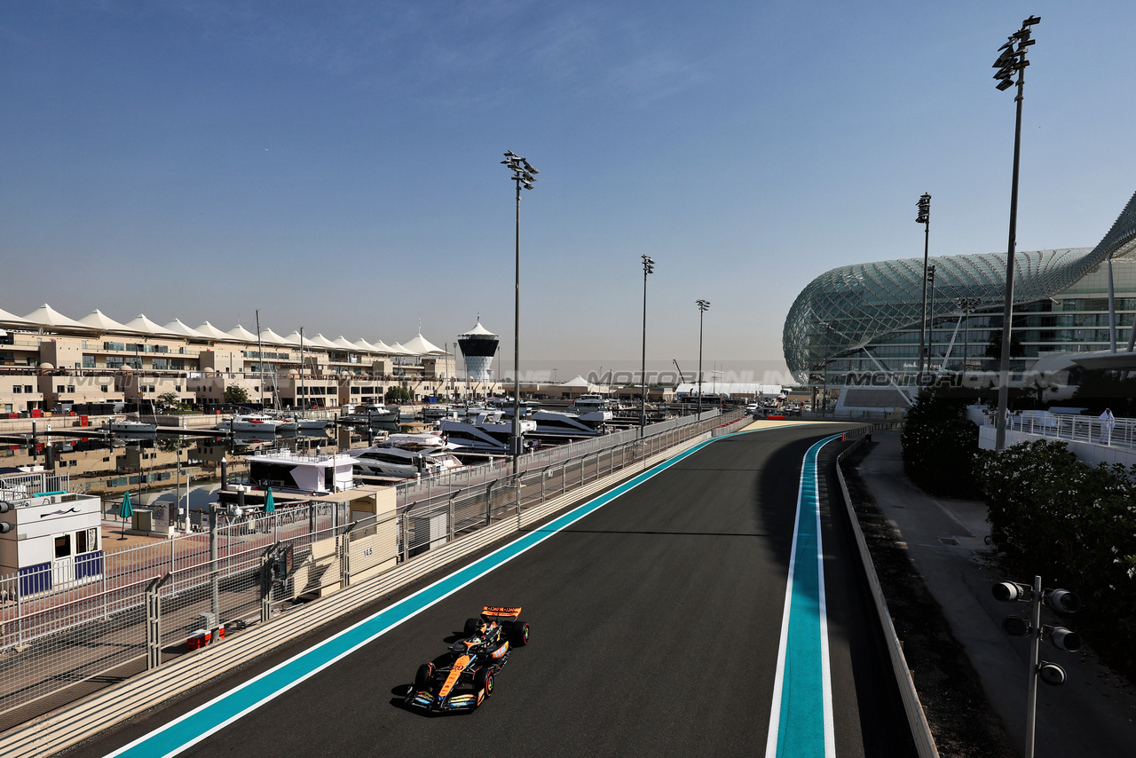 TEST ABU DHABI, Pato O'Ward (MEX) McLaren MCL60 Test Driver.

28.11.2023. Formula 1 Testing, Yas Marina Circuit, Abu Dhabi, Tuesday.

- www.xpbimages.com, EMail: requests@xpbimages.com © Copyright: Moy / XPB Images