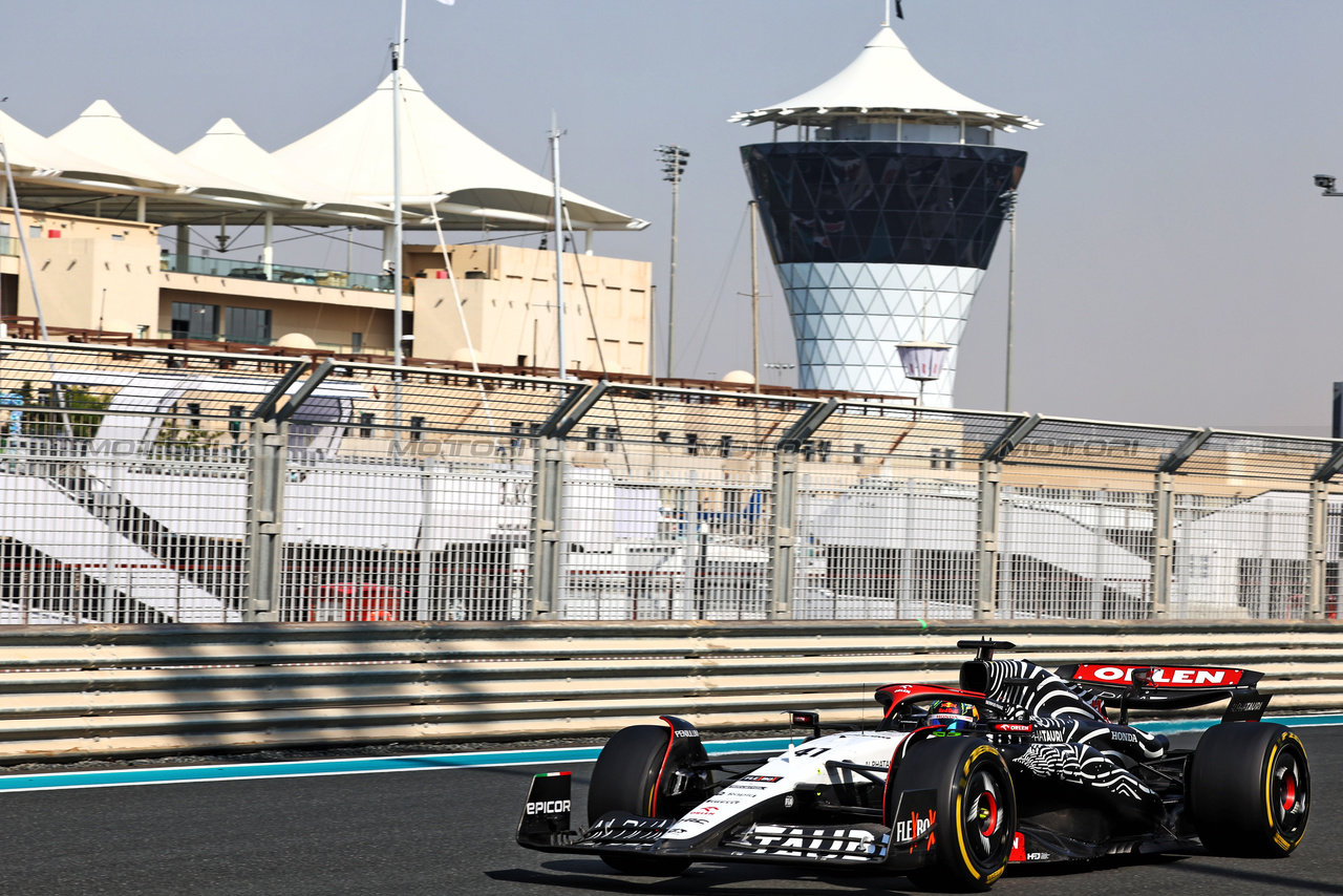 TEST ABU DHABI, Ayumu Iwasa (JPN) AlphaTauri AT04 Test Driver.

28.11.2023. Formula 1 Testing, Yas Marina Circuit, Abu Dhabi, Tuesday.

- www.xpbimages.com, EMail: requests@xpbimages.com © Copyright: Batchelor / XPB Images