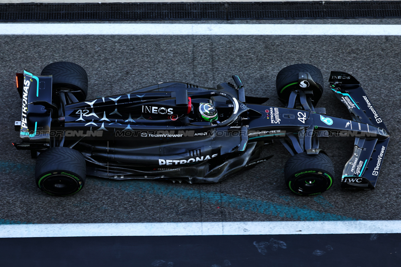 TEST ABU DHABI