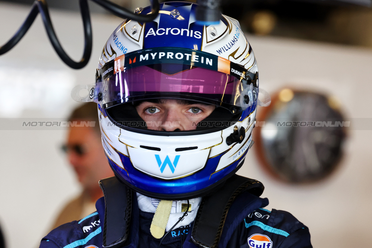TEST ABU DHABI, Zak O'Sullivan (GBR) Williams Racing Academy Driver.

28.11.2023. Formula 1 Testing, Yas Marina Circuit, Abu Dhabi, Tuesday.

- www.xpbimages.com, EMail: requests@xpbimages.com © Copyright: Moy / XPB Images