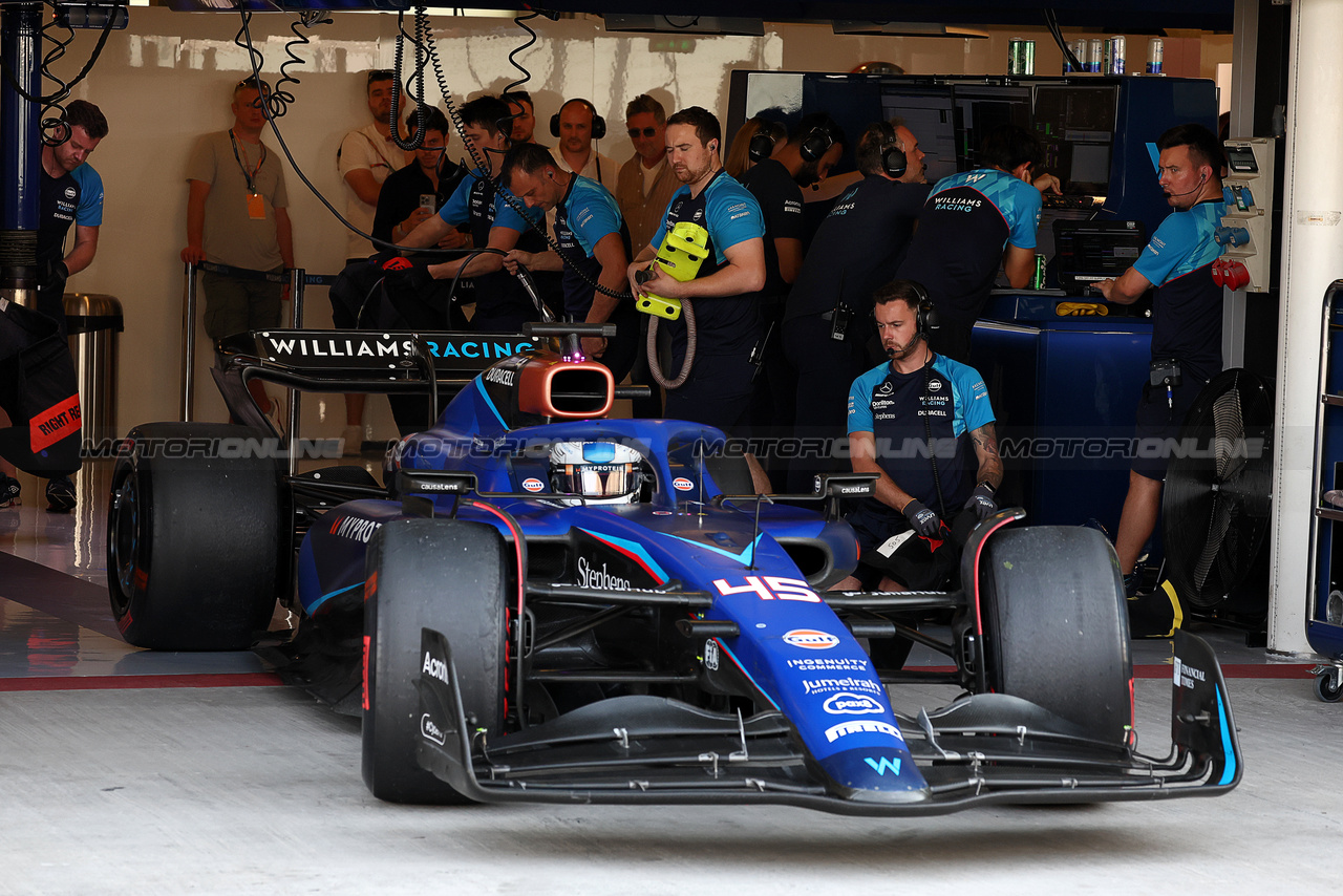 TEST ABU DHABI