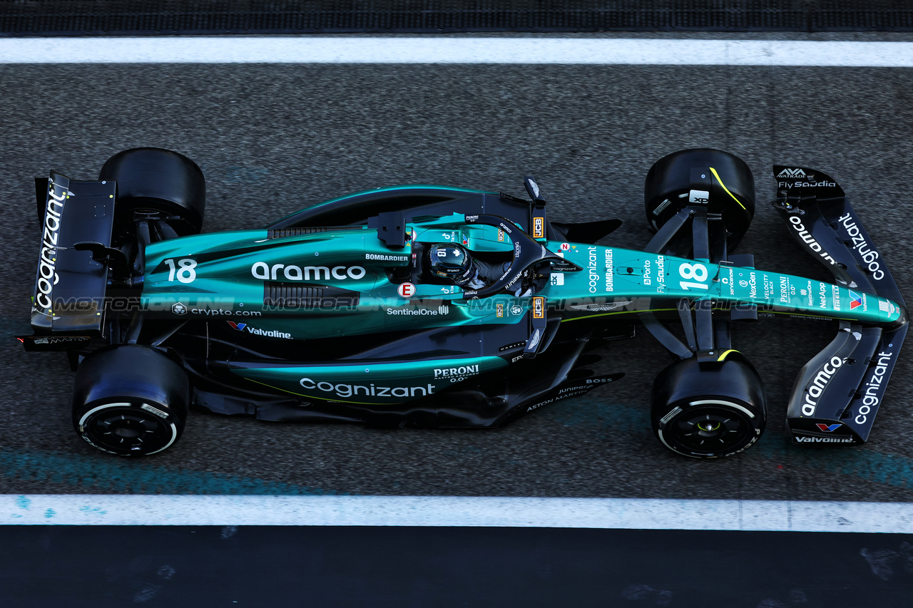 TEST ABU DHABI, Lance Stroll (CDN) Aston Martin F1 Team AMR23.

28.11.2023. Formula 1 Testing, Yas Marina Circuit, Abu Dhabi, Tuesday.

- www.xpbimages.com, EMail: requests@xpbimages.com © Copyright: Batchelor / XPB Images