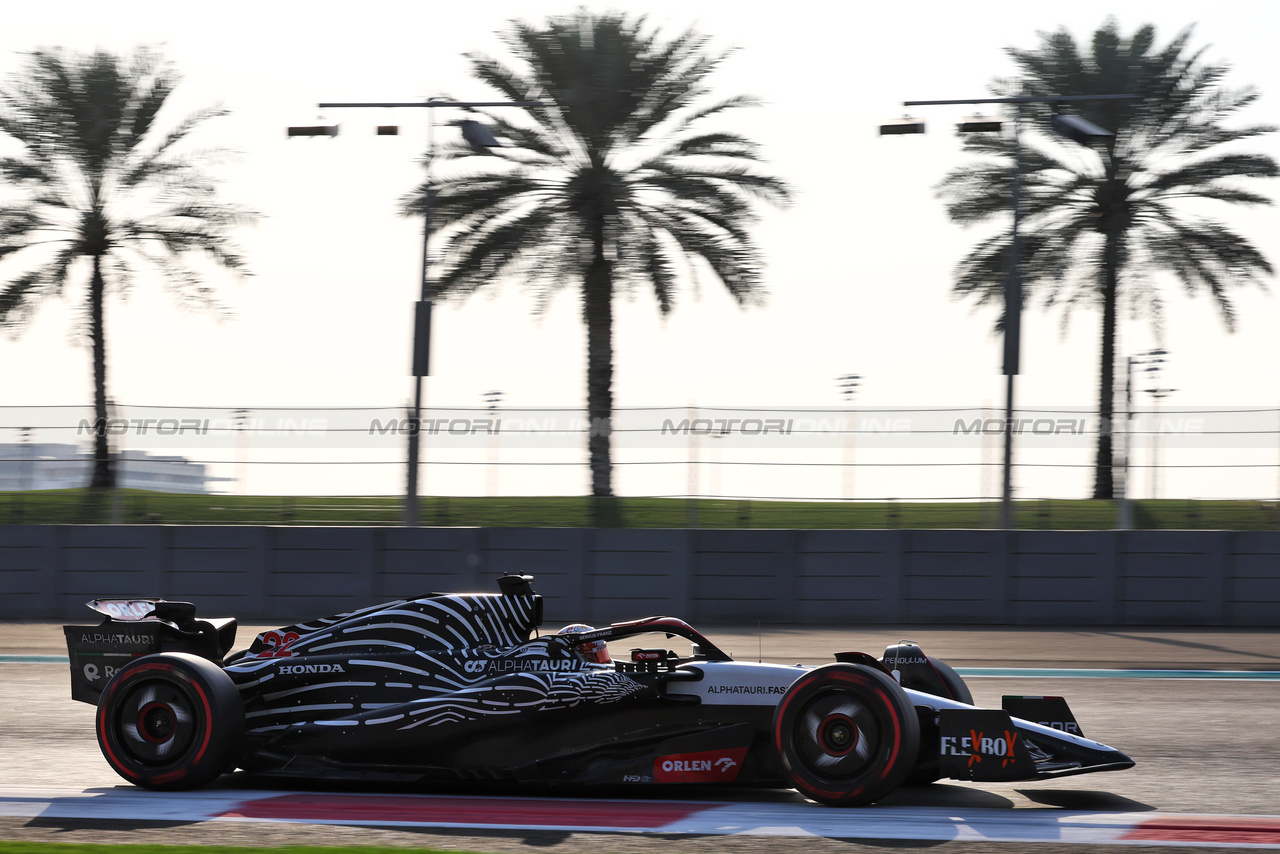 TEST ABU DHABI