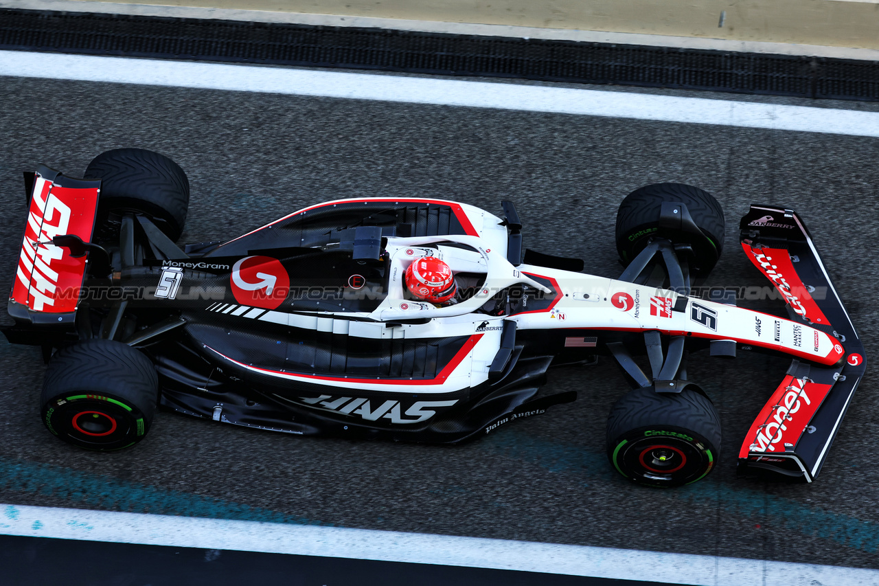 TEST ABU DHABI, Pietro Fittipaldi (BRA) Haas VF-23 Reserve Driver.

28.11.2023. Formula 1 Testing, Yas Marina Circuit, Abu Dhabi, Tuesday.

- www.xpbimages.com, EMail: requests@xpbimages.com © Copyright: Batchelor / XPB Images