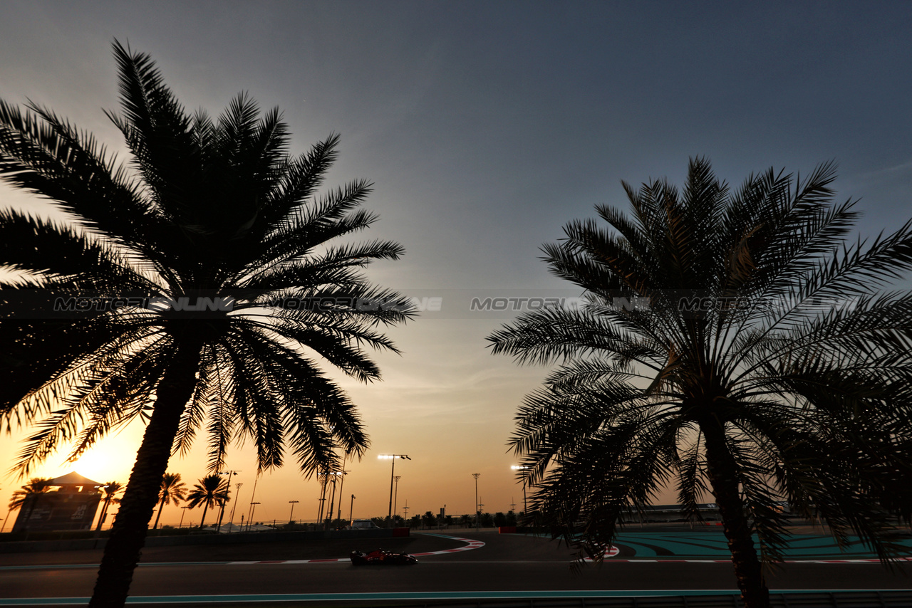 TEST ABU DHABI, Robert Shwartzman (RUS) / (ISR) Ferrari SF-23 Reserve Driver.

28.11.2023. Formula 1 Testing, Yas Marina Circuit, Abu Dhabi, Tuesday.

- www.xpbimages.com, EMail: requests@xpbimages.com © Copyright: Moy / XPB Images