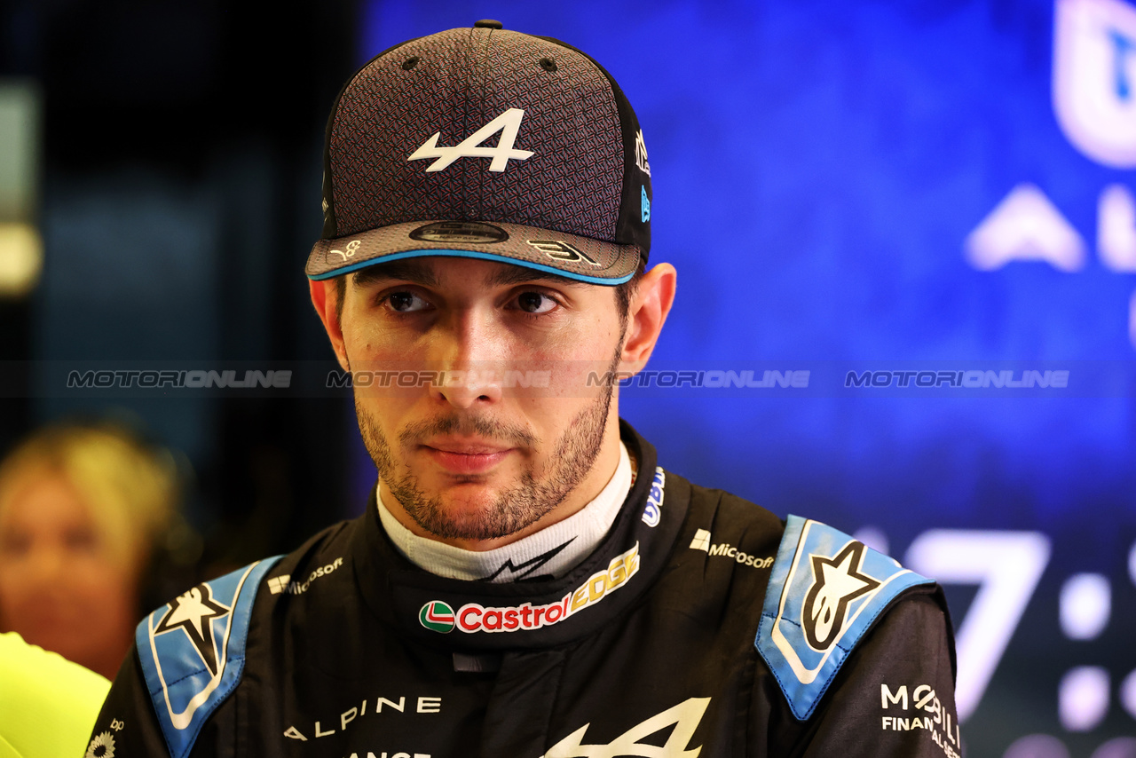TEST ABU DHABI, Esteban Ocon (FRA) Alpine F1 Team.

28.11.2023. Formula 1 Testing, Yas Marina Circuit, Abu Dhabi, Tuesday.

- www.xpbimages.com, EMail: requests@xpbimages.com © Copyright: Moy / XPB Images
