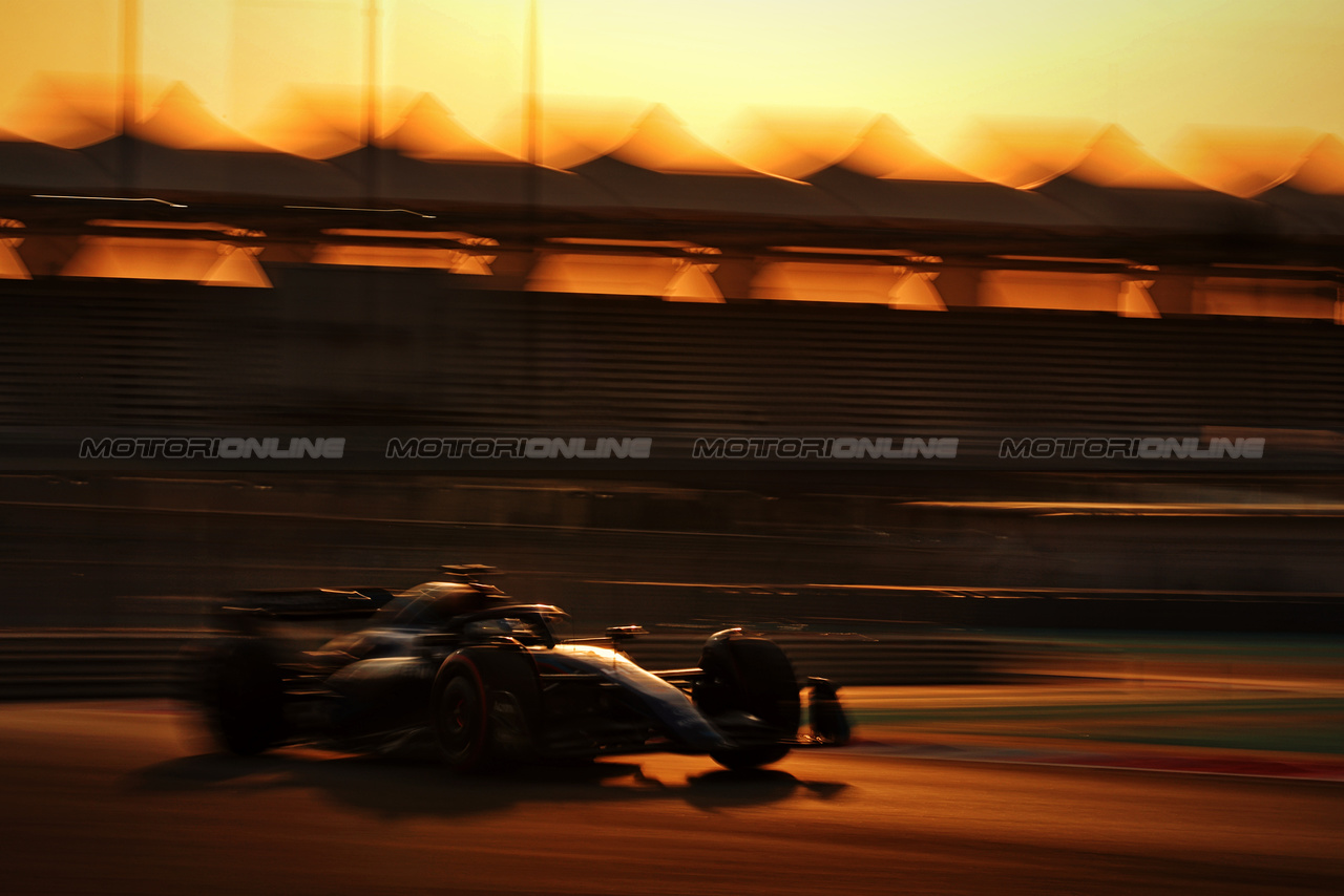 TEST ABU DHABI, Zak O'Sullivan (GBR) Williams Racing FW45 Academy Driver.

28.11.2023. Formula 1 Testing, Yas Marina Circuit, Abu Dhabi, Tuesday.

- www.xpbimages.com, EMail: requests@xpbimages.com © Copyright: Moy / XPB Images
