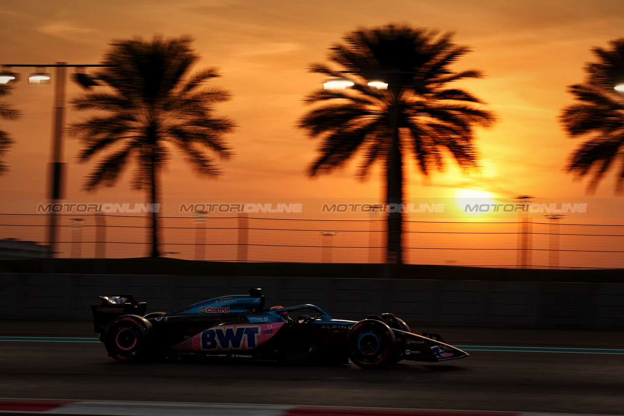 TEST ABU DHABI