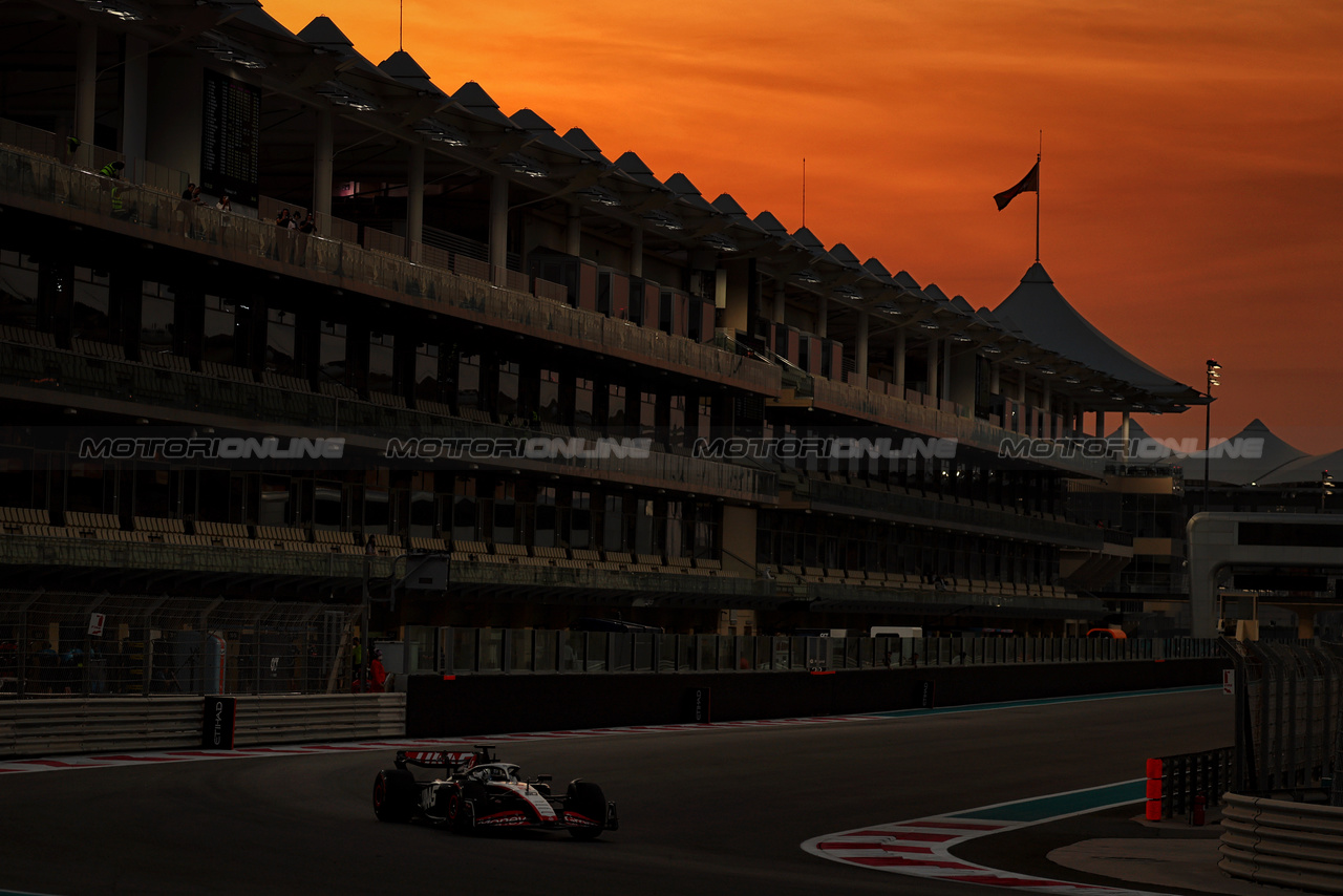 TEST ABU DHABI