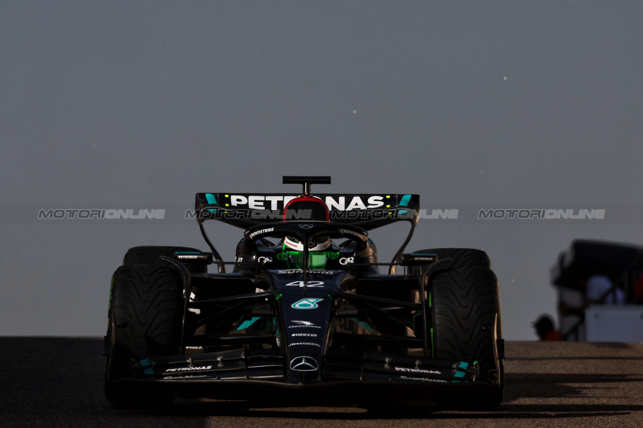 TEST ABU DHABI, Frederik Vesti (DEN) Mercedes AMG F1 W14 Test Driver.

28.11.2023. Formula 1 Testing, Yas Marina Circuit, Abu Dhabi, Tuesday.

- www.xpbimages.com, EMail: requests@xpbimages.com © Copyright: Moy / XPB Images