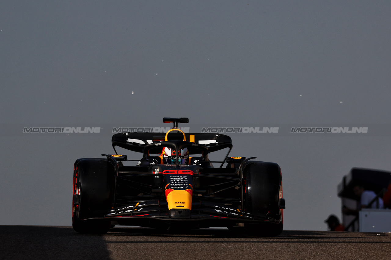 TEST ABU DHABI, Jake Dennis (GBR) Red Bull Racing RB19 Test Driver.

28.11.2023. Formula 1 Testing, Yas Marina Circuit, Abu Dhabi, Tuesday.

- www.xpbimages.com, EMail: requests@xpbimages.com © Copyright: Moy / XPB Images