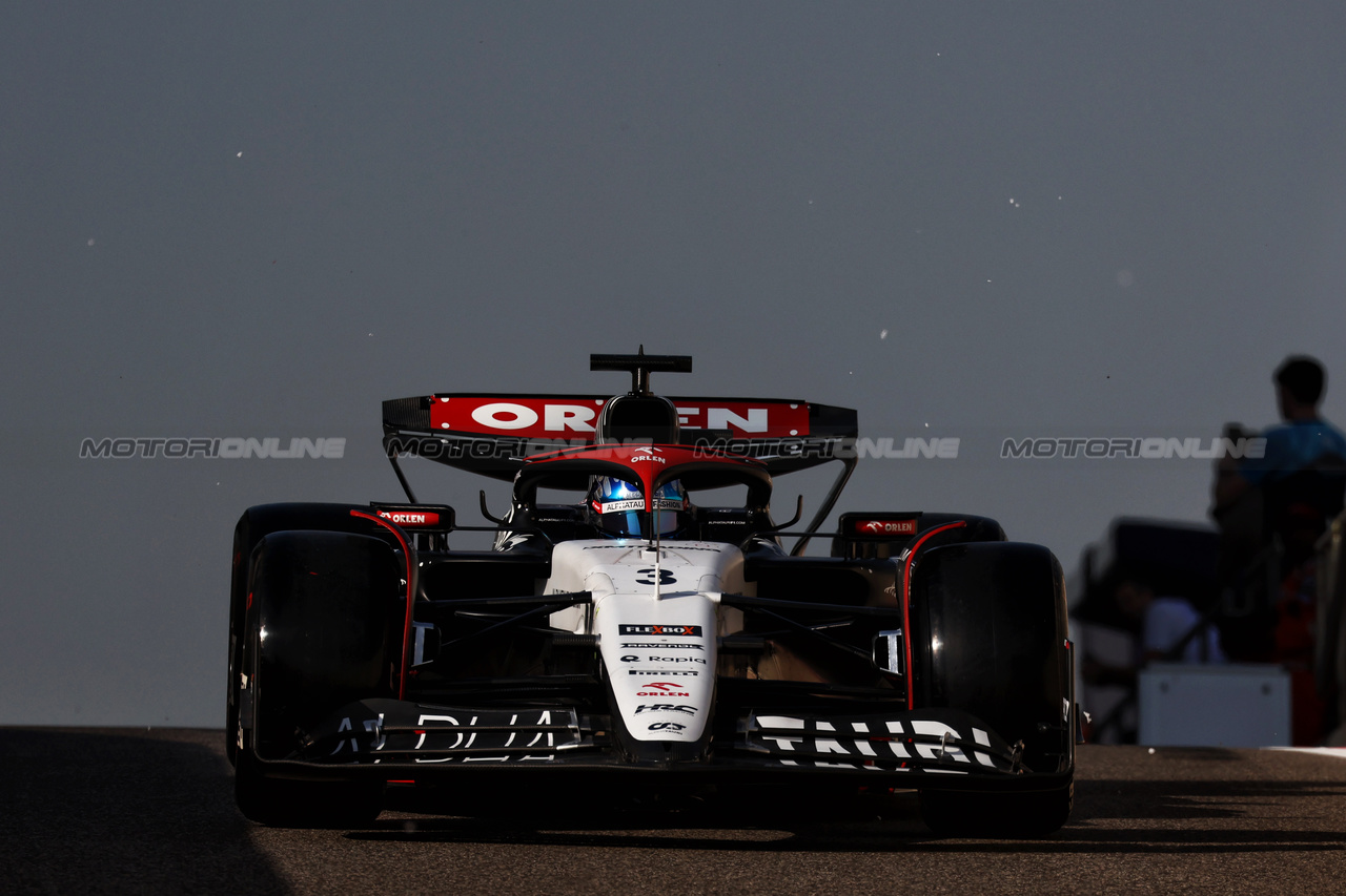 TEST ABU DHABI