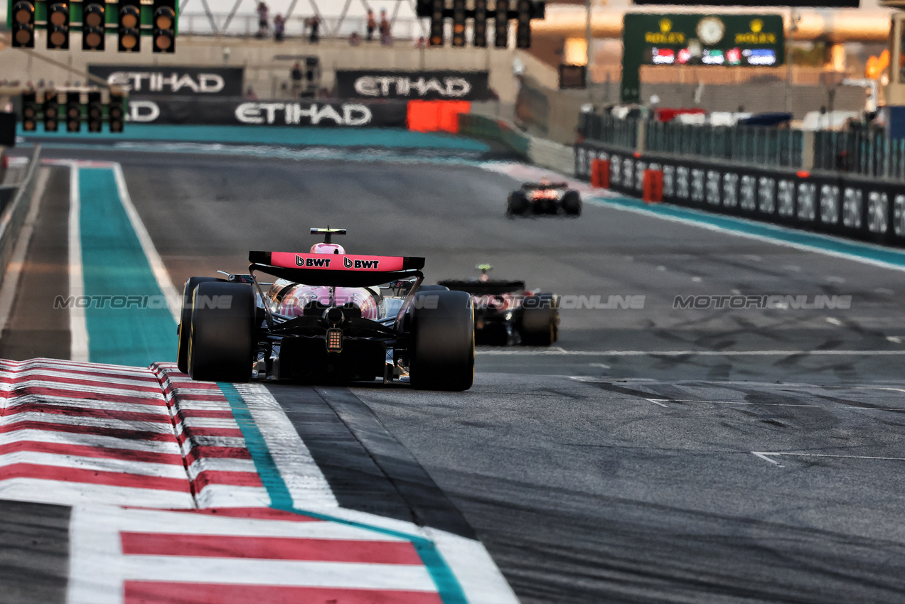 GP ABU DHABI, Pierre Gasly (FRA) Alpine F1 Team A524.

08.12.2024. Formula 1 World Championship, Rd 24, Abu Dhabi Grand Prix, Yas Marina Circuit, Abu Dhabi, Gara Day.

- www.xpbimages.com, EMail: requests@xpbimages.com © Copyright: Charniaux / XPB Images