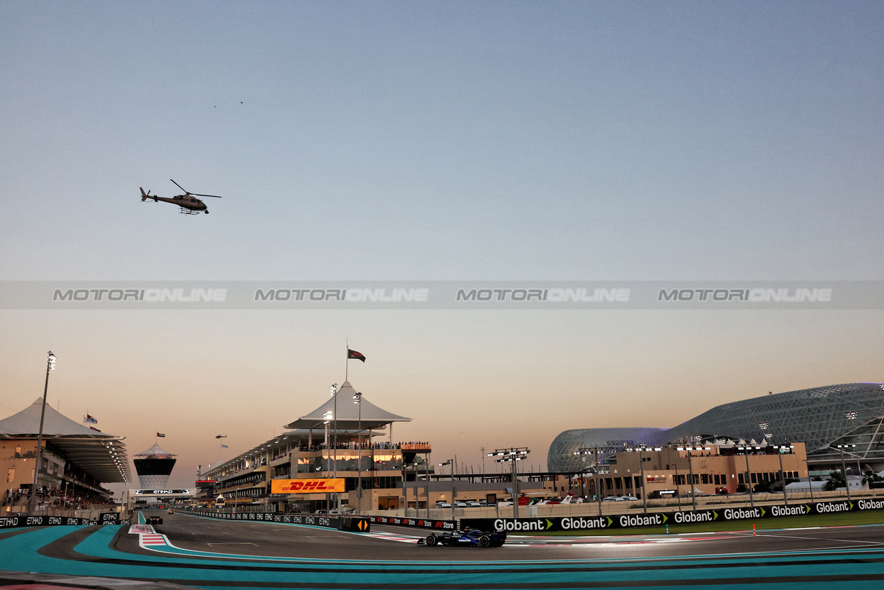 GP ABU DHABI, Franco Colapinto (ARG) Williams Racing FW46.

08.12.2024. Formula 1 World Championship, Rd 24, Abu Dhabi Grand Prix, Yas Marina Circuit, Abu Dhabi, Gara Day.

- www.xpbimages.com, EMail: requests@xpbimages.com © Copyright: Charniaux / XPB Images