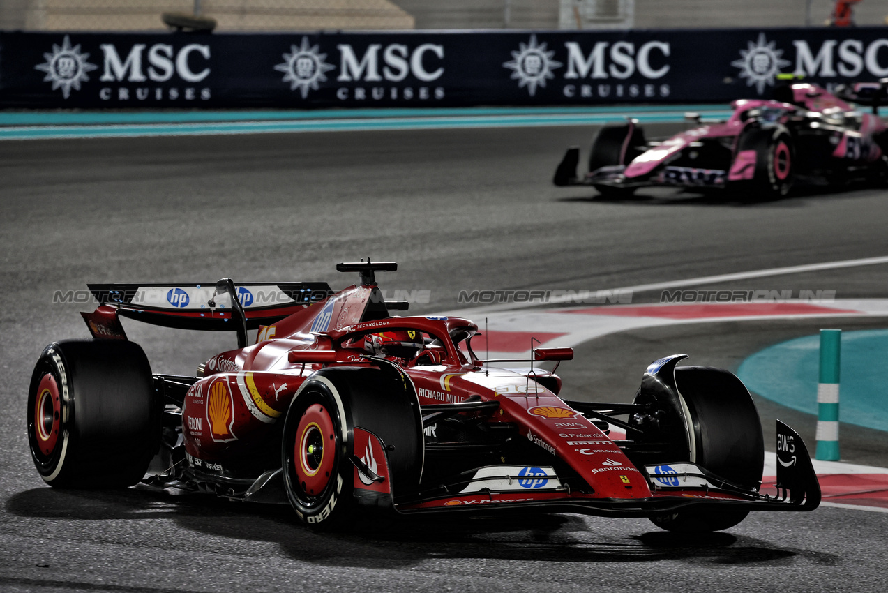 GP ABU DHABI, Charles Leclerc (MON) Ferrari SF-24.

08.12.2024. Formula 1 World Championship, Rd 24, Abu Dhabi Grand Prix, Yas Marina Circuit, Abu Dhabi, Gara Day.

- www.xpbimages.com, EMail: requests@xpbimages.com © Copyright: Moy / XPB Images