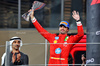 GP ABU DHABI, Carlos Sainz Jr (ESP) Ferrari celebrates his second position on the podium.

08.12.2024. Formula 1 World Championship, Rd 24, Abu Dhabi Grand Prix, Yas Marina Circuit, Abu Dhabi, Gara Day.

- www.xpbimages.com, EMail: requests@xpbimages.com © Copyright: Batchelor / XPB Images