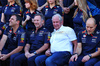 GP ABU DHABI, (L to R): Pierre Wache (FRA) Red Bull Racing Technical Director; Christian Horner (GBR) Red Bull Racing Team Principal; Dr Helmut Marko (AUT) Red Bull Motorsport Consultant; e Gianpiero Lambiase (ITA) Red Bull Racing Engineer at a team photograph.

08.12.2024. Formula 1 World Championship, Rd 24, Abu Dhabi Grand Prix, Yas Marina Circuit, Abu Dhabi, Gara Day.

 - www.xpbimages.com, EMail: requests@xpbimages.com © Copyright: Coates / XPB Images