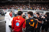 GP ABU DHABI, (L to R): Carlos Sainz Jr (ESP) Ferrari with vincitore Lando Norris (GBR) McLaren in parc ferme.

08.12.2024. Formula 1 World Championship, Rd 24, Abu Dhabi Grand Prix, Yas Marina Circuit, Abu Dhabi, Gara Day.

- www.xpbimages.com, EMail: requests@xpbimages.com © Copyright: Bearne / XPB Images
