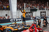 GP ABU DHABI, Gara winner Lando Norris (GBR) McLaren MCL38 celebrates winning the Constructors' Championship at the end of the race in parc ferme.

08.12.2024. Formula 1 World Championship, Rd 24, Abu Dhabi Grand Prix, Yas Marina Circuit, Abu Dhabi, Gara Day.

- www.xpbimages.com, EMail: requests@xpbimages.com © Copyright: Bearne / XPB Images