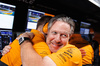 GP ABU DHABI, Zak Brown (USA) McLaren Executive Director celebrates winning the Constructors' Championship at the end of the race.

08.12.2024. Formula 1 World Championship, Rd 24, Abu Dhabi Grand Prix, Yas Marina Circuit, Abu Dhabi, Gara Day.

- www.xpbimages.com, EMail: requests@xpbimages.com © Copyright: Bearne / XPB Images