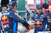 GP ABU DHABI, Sergio Perez (MEX) Red Bull Racing e Max Verstappen (NLD) Red Bull Racing at a team photograph.

08.12.2024. Formula 1 World Championship, Rd 24, Abu Dhabi Grand Prix, Yas Marina Circuit, Abu Dhabi, Gara Day.

- www.xpbimages.com, EMail: requests@xpbimages.com © Copyright: Batchelor / XPB Images