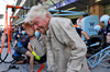 GP ABU DHABI, Sir Richard Branson (GBR) Virgin Group Owner, Williams Racing guest.

08.12.2024. Formula 1 World Championship, Rd 24, Abu Dhabi Grand Prix, Yas Marina Circuit, Abu Dhabi, Gara Day.

- www.xpbimages.com, EMail: requests@xpbimages.com © Copyright: Bearne / XPB Images
