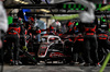 GP ABU DHABI, Kevin Magnussen (DEN) Haas VF-24 makes a pit stop.

08.12.2024. Formula 1 World Championship, Rd 24, Abu Dhabi Grand Prix, Yas Marina Circuit, Abu Dhabi, Gara Day.

- www.xpbimages.com, EMail: requests@xpbimages.com © Copyright: Price / XPB Images