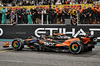 GP ABU DHABI, Gara winner Lando Norris (GBR) McLaren MCL38 celebrates in parc ferme.

08.12.2024. Formula 1 World Championship, Rd 24, Abu Dhabi Grand Prix, Yas Marina Circuit, Abu Dhabi, Gara Day.

- www.xpbimages.com, EMail: requests@xpbimages.com © Copyright: Price / XPB Images