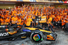 GP ABU DHABI, Gara winner Lando Norris (GBR) McLaren e Oscar Piastri (AUS) McLaren celebrate winning the Constructors' Championship with the team.

08.12.2024. Formula 1 World Championship, Rd 24, Abu Dhabi Grand Prix, Yas Marina Circuit, Abu Dhabi, Gara Day.

- www.xpbimages.com, EMail: requests@xpbimages.com © Copyright: Charniaux / XPB Images