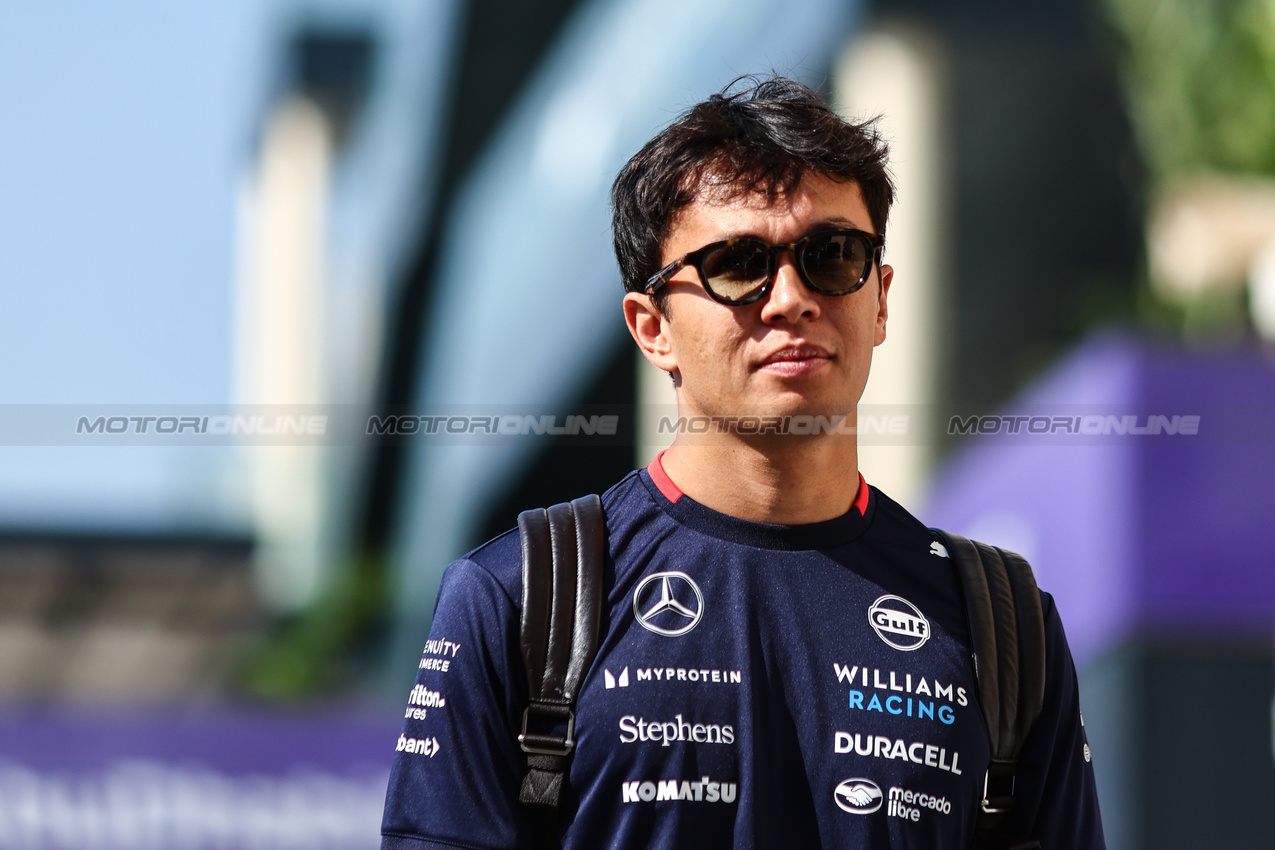 GP ABU DHABI, Alex Albon (THA), Williams F1 Team 
05.12.2024. Formula 1 World Championship, Rd 24, Abu Dhabi Grand Prix, Yas Marina Circuit, Abu Dhabi, Preparation Day.
- www.xpbimages.com, EMail: requests@xpbimages.com © Copyright: Charniaux / XPB Images