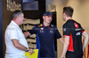 GP ABU DHABI, (L to R): David Croft (GBR) Sky Sports F1 Commentator with Max Verstappen (NLD) Red Bull Racing e Nico Hulkenberg (GER) Haas F1 Team.

05.12.2024. Formula 1 World Championship, Rd 24, Abu Dhabi Grand Prix, Yas Marina Circuit, Abu Dhabi, Preparation Day.

- www.xpbimages.com, EMail: requests@xpbimages.com © Copyright: Bearne / XPB Images