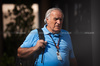 GP ABU DHABI, Giorgio Piola (ITA) Journalist.

05.12.2024. Formula 1 World Championship, Rd 24, Abu Dhabi Grand Prix, Yas Marina Circuit, Abu Dhabi, Preparation Day.

- www.xpbimages.com, EMail: requests@xpbimages.com © Copyright: Bearne / XPB Images