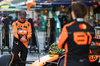GP ABU DHABI, Lando Norris (GBR), McLaren F1 Team Oscar Piastri (AUS), McLaren 
05.12.2024. Formula 1 World Championship, Rd 24, Abu Dhabi Grand Prix, Yas Marina Circuit, Abu Dhabi, Preparation Day.
- www.xpbimages.com, EMail: requests@xpbimages.com © Copyright: Charniaux / XPB Images