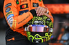 GP ABU DHABI, Lando Norris (GBR) McLaren at a team photograph.

05.12.2024. Formula 1 World Championship, Rd 24, Abu Dhabi Grand Prix, Yas Marina Circuit, Abu Dhabi, Preparation Day.

- www.xpbimages.com, EMail: requests@xpbimages.com © Copyright: Price / XPB Images