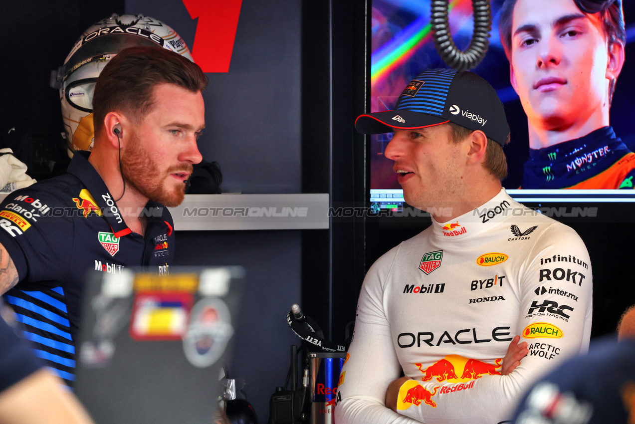 GP ABU DHABI, Max Verstappen (NLD) Red Bull Racing.

07.12.2024. Formula 1 World Championship, Rd 24, Abu Dhabi Grand Prix, Yas Marina Circuit, Abu Dhabi, Qualifiche Day.

- www.xpbimages.com, EMail: requests@xpbimages.com © Copyright: Batchelor / XPB Images