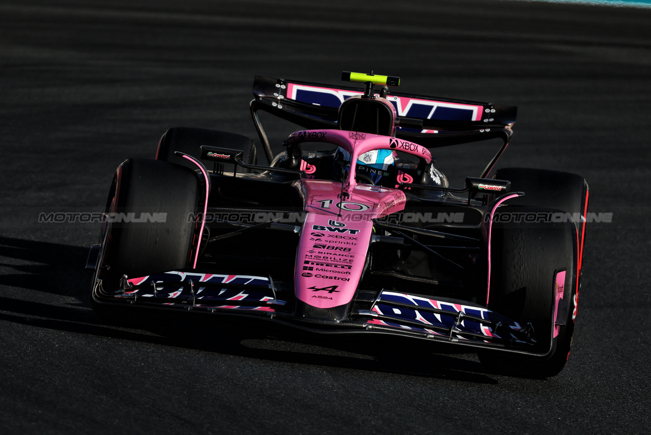 GP ABU DHABI, Pierre Gasly (FRA) Alpine F1 Team A524.

07.12.2024. Formula 1 World Championship, Rd 24, Abu Dhabi Grand Prix, Yas Marina Circuit, Abu Dhabi, Qualifiche Day.

 - www.xpbimages.com, EMail: requests@xpbimages.com © Copyright: Coates / XPB Images