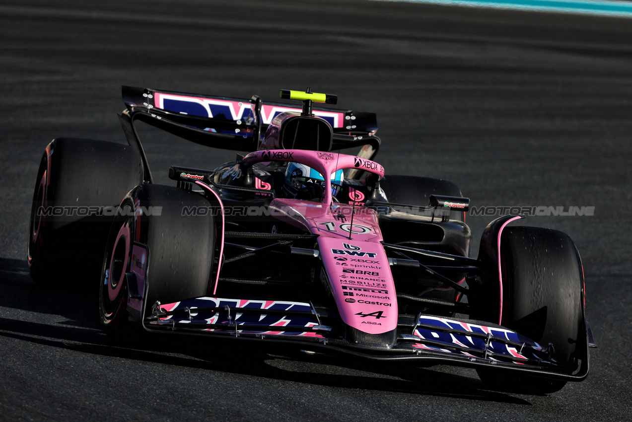 GP ABU DHABI, Pierre Gasly (FRA) Alpine F1 Team A524.

07.12.2024. Formula 1 World Championship, Rd 24, Abu Dhabi Grand Prix, Yas Marina Circuit, Abu Dhabi, Qualifiche Day.

 - www.xpbimages.com, EMail: requests@xpbimages.com © Copyright: Coates / XPB Images