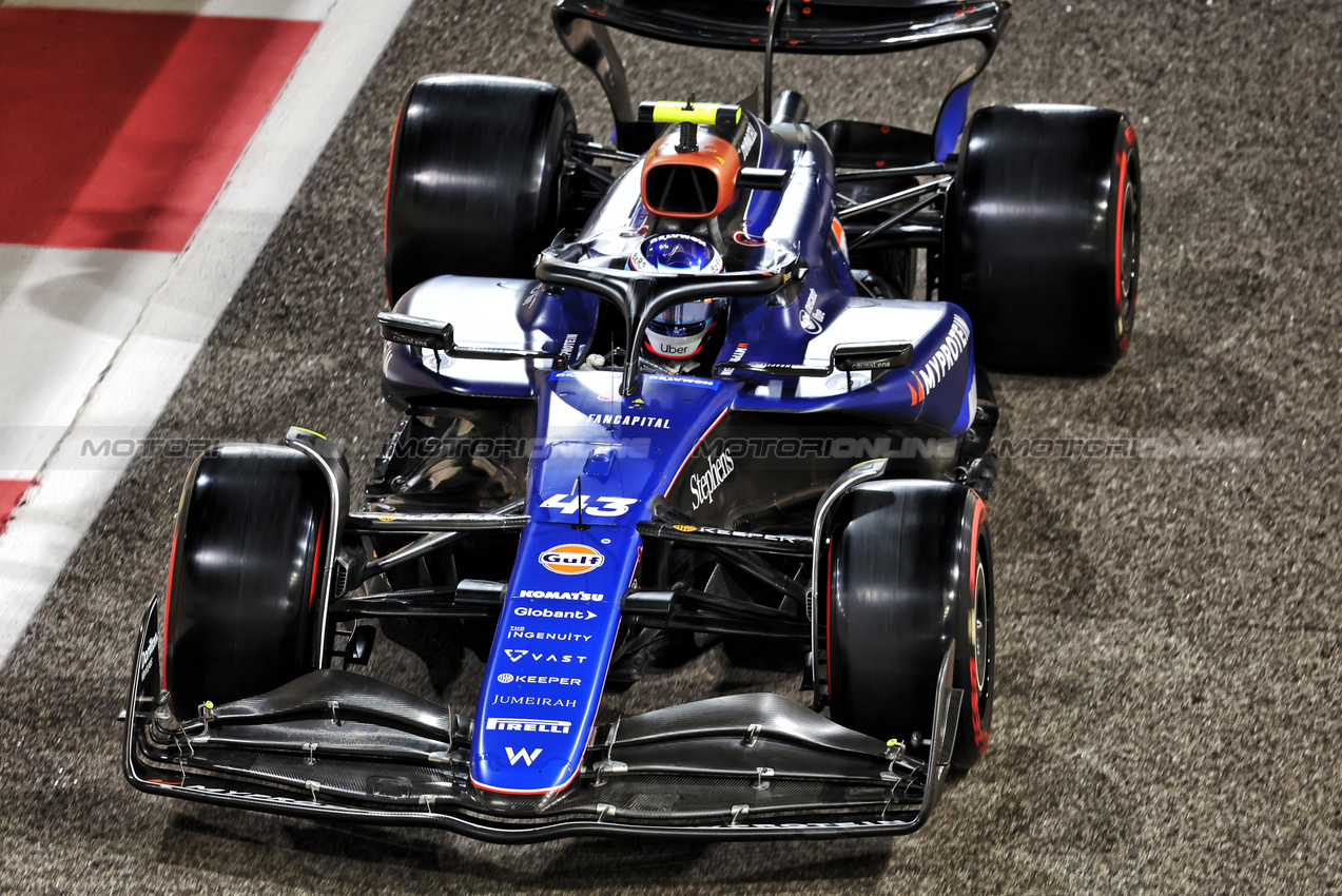GP ABU DHABI, Franco Colapinto (ARG) Williams Racing FW46 leaves the pits.

07.12.2024. Formula 1 World Championship, Rd 24, Abu Dhabi Grand Prix, Yas Marina Circuit, Abu Dhabi, Qualifiche Day.

- www.xpbimages.com, EMail: requests@xpbimages.com © Copyright: Bearne / XPB Images