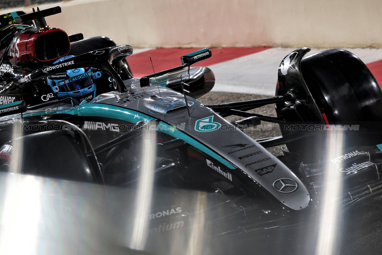 GP ABU DHABI, George Russell (GBR) Mercedes AMG F1 W15.

07.12.2024. Formula 1 World Championship, Rd 24, Abu Dhabi Grand Prix, Yas Marina Circuit, Abu Dhabi, Qualifiche Day.

- www.xpbimages.com, EMail: requests@xpbimages.com © Copyright: Bearne / XPB Images