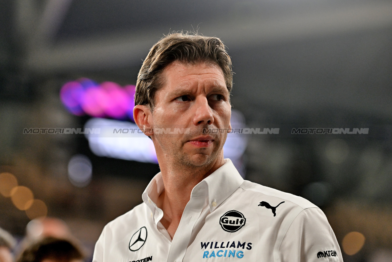 GP ABU DHABI, James Vowles (GBR) Williams Racing Team Principal.

07.12.2024. Formula 1 World Championship, Rd 24, Abu Dhabi Grand Prix, Yas Marina Circuit, Abu Dhabi, Qualifiche Day.

- www.xpbimages.com, EMail: requests@xpbimages.com © Copyright: Price / XPB Images