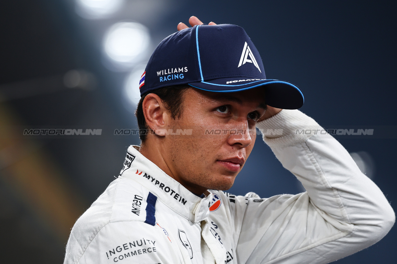 GP ABU DHABI, Alex Albon (THA), Williams F1 Team 
07.12.2024. Formula 1 World Championship, Rd 24, Abu Dhabi Grand Prix, Yas Marina Circuit, Abu Dhabi, Qualifiche Day.
- www.xpbimages.com, EMail: requests@xpbimages.com © Copyright: Charniaux / XPB Images
