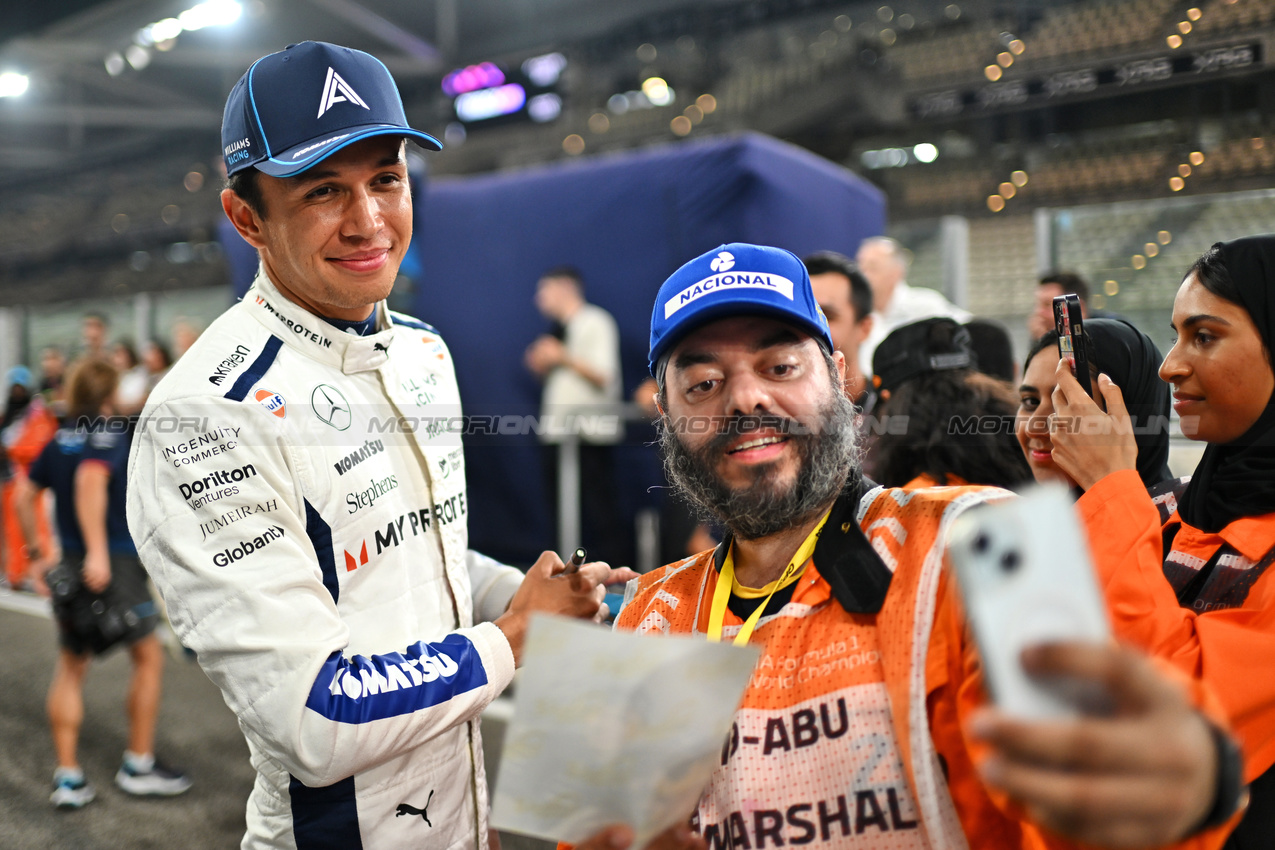 GP ABU DHABI, Alexander Albon (THA) Williams Racing.

07.12.2024. Formula 1 World Championship, Rd 24, Abu Dhabi Grand Prix, Yas Marina Circuit, Abu Dhabi, Qualifiche Day.

- www.xpbimages.com, EMail: requests@xpbimages.com © Copyright: Price / XPB Images