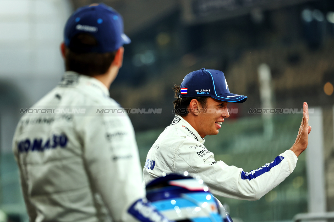 GP ABU DHABI, Alexander Albon (THA) Williams Racing at a team photograph.

07.12.2024. Formula 1 World Championship, Rd 24, Abu Dhabi Grand Prix, Yas Marina Circuit, Abu Dhabi, Qualifiche Day.

 - www.xpbimages.com, EMail: requests@xpbimages.com © Copyright: Coates / XPB Images