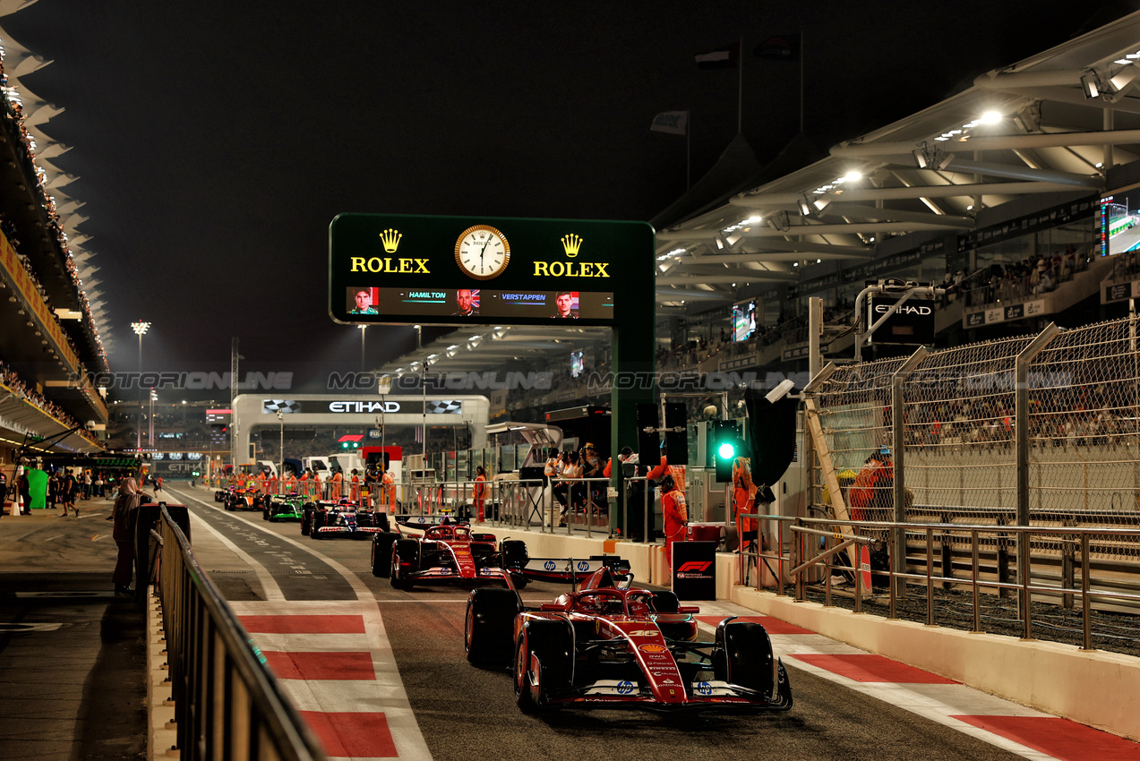 GP ABU DHABI, Charles Leclerc (MON) Ferrari SF-24 leaves the pits.

07.12.2024. Formula 1 World Championship, Rd 24, Abu Dhabi Grand Prix, Yas Marina Circuit, Abu Dhabi, Qualifiche Day.

 - www.xpbimages.com, EMail: requests@xpbimages.com © Copyright: Coates / XPB Images