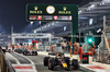 GP ABU DHABI, Max Verstappen (NLD) Red Bull Racing RB20 leaves the pits.

07.12.2024. Formula 1 World Championship, Rd 24, Abu Dhabi Grand Prix, Yas Marina Circuit, Abu Dhabi, Qualifiche Day.

- www.xpbimages.com, EMail: requests@xpbimages.com © Copyright: Bearne / XPB Images