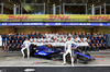 GP ABU DHABI, Alexander Albon (THA) Williams Racing e Franco Colapinto (ARG) Williams Racing at a team photograph.

07.12.2024. Formula 1 World Championship, Rd 24, Abu Dhabi Grand Prix, Yas Marina Circuit, Abu Dhabi, Qualifiche Day.

- www.xpbimages.com, EMail: requests@xpbimages.com © Copyright: Batchelor / XPB Images