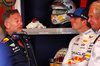 GP ABU DHABI, (L to R): Christian Horner (GBR) Red Bull Racing Team Principal with Max Verstappen (NLD) Red Bull Racing e Dr Helmut Marko (AUT) Red Bull Motorsport Consultant.

07.12.2024. Formula 1 World Championship, Rd 24, Abu Dhabi Grand Prix, Yas Marina Circuit, Abu Dhabi, Qualifiche Day.

- www.xpbimages.com, EMail: requests@xpbimages.com © Copyright: Batchelor / XPB Images